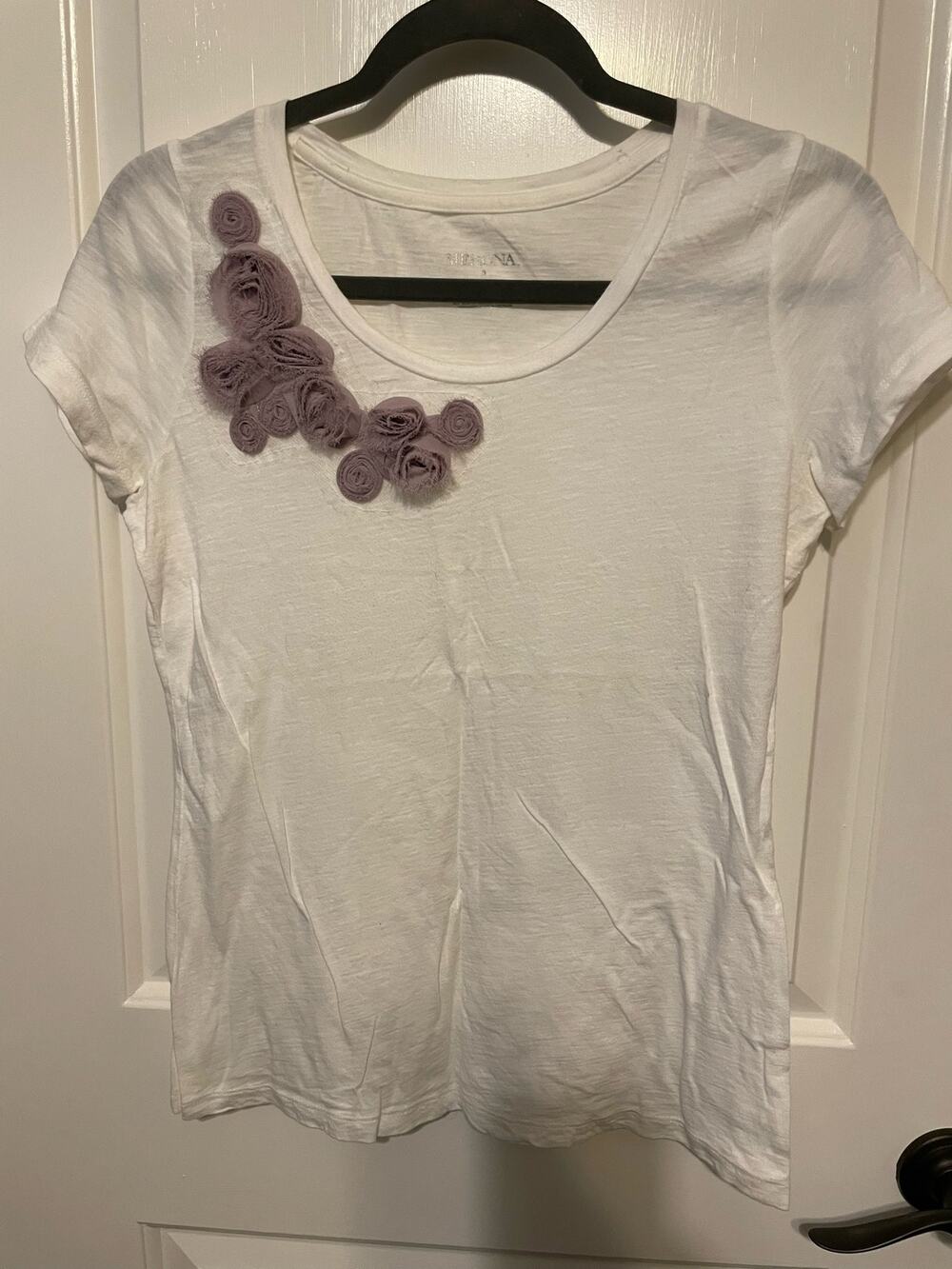 Merona womens small tshirt flowers purple